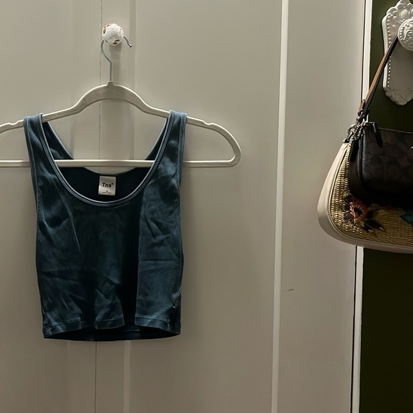 Aritzia Tna Ribbed Cropped Tank - Picture 2 of 4
